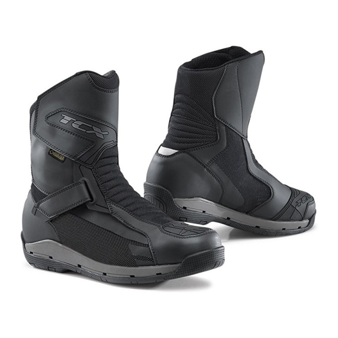 BOTAS TOURING TCX AIRWIRE GORE-TEX SURROUND NEGRO ST RACING STORE