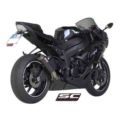 Silenciador GP-M2, fibra de carbon, con tubería de salida mecanizada CNC