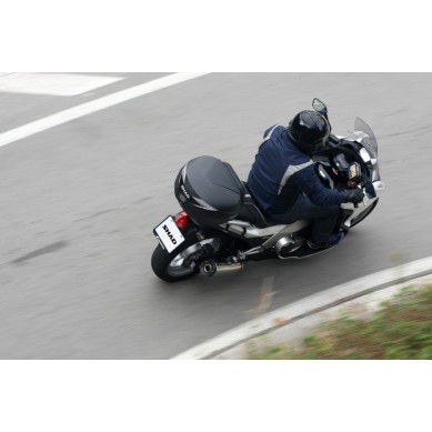 BAÚL SHAD SH39 D0B39100 | TOP CASE